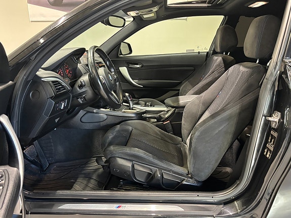 BMW 218d 11 of 22