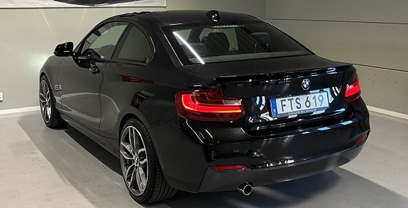 BMW 218d 20 of 22