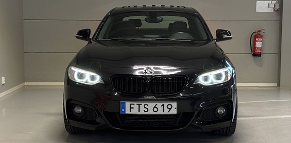 BMW 218d 5 of 22