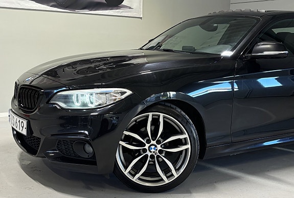 BMW 218d 3 of 22