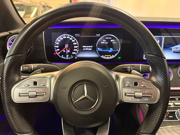 Mercedes-Benz E200 13 of 24