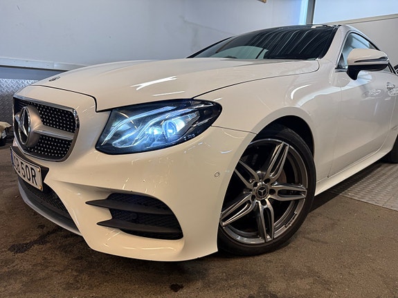 Mercedes-Benz E200 23 of 24