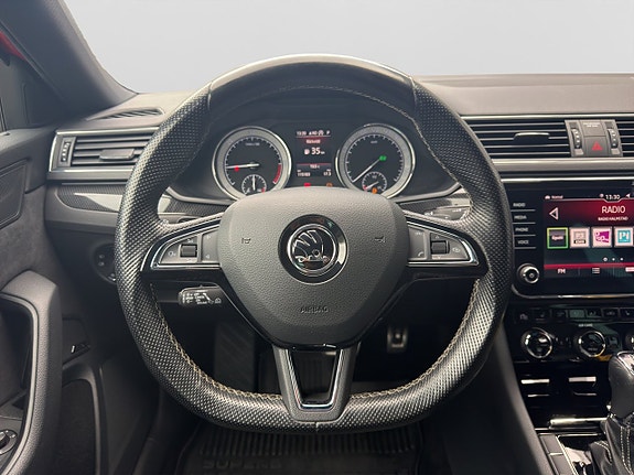 Skoda Superb 11 of 30