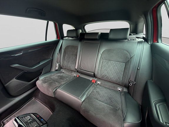 Skoda Superb 21 of 30