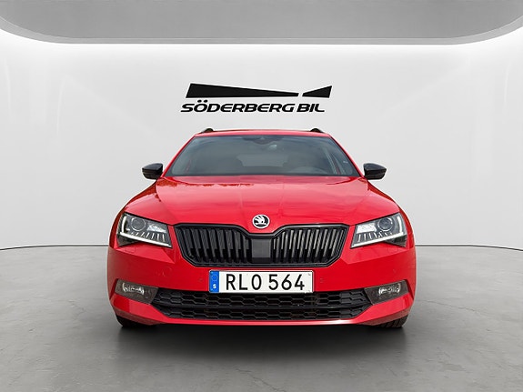 Skoda Superb 2 of 30