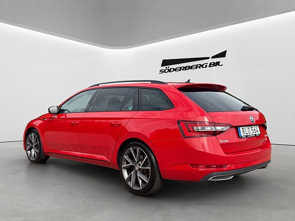 Skoda Superb 22 of 30