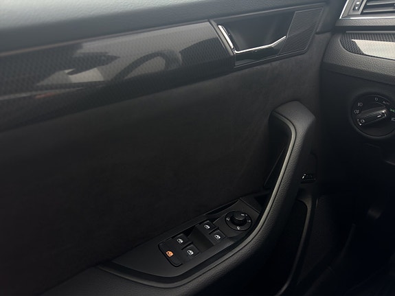 Skoda Superb 6 of 30