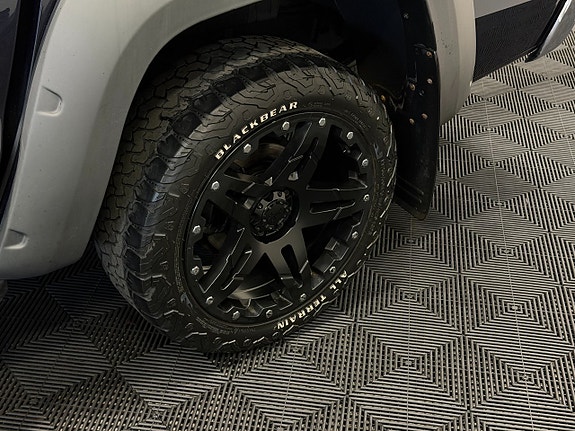 Volkswagen Amarok 11 of 30