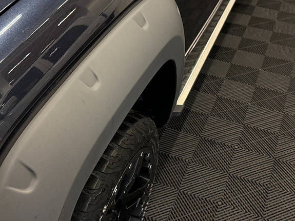 Volkswagen Amarok 8 of 30
