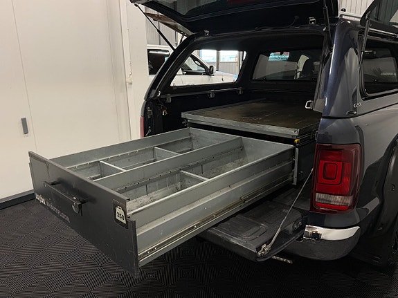 Volkswagen Amarok 18 of 30