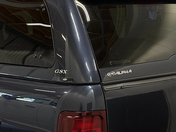 Volkswagen Amarok 14 of 30