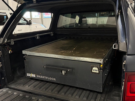 Volkswagen Amarok 17 of 30