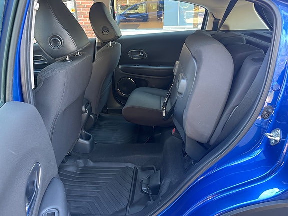 Honda HR-V 9 of 12