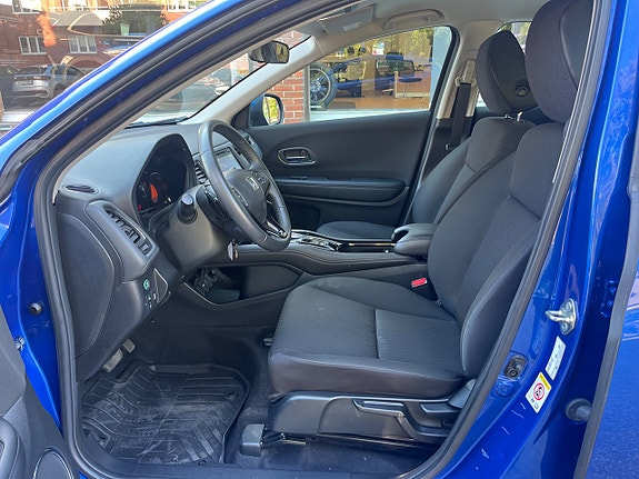 Honda HR-V 7 of 12