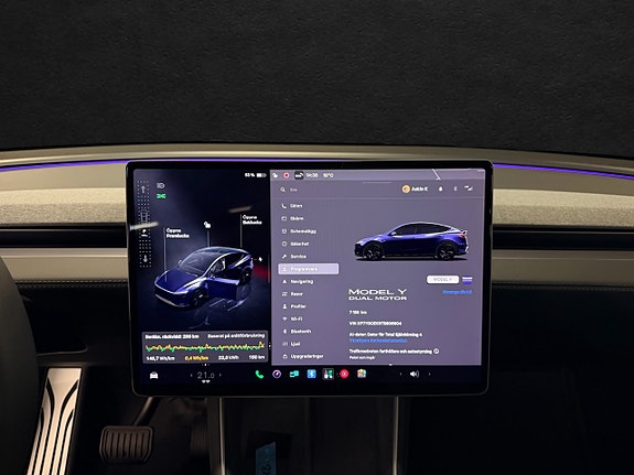 Tesla Model Y 11 of 18