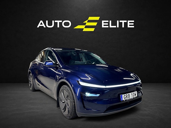 Tesla Model Y 6 of 18