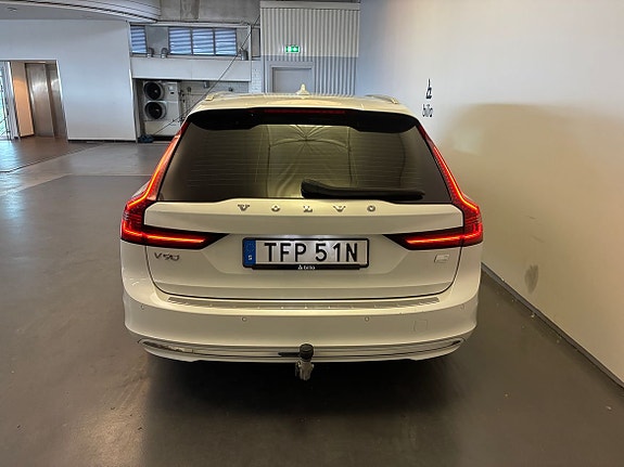 Volvo V90 7 of 23