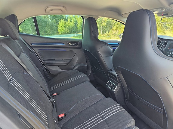 Renault Megane 8 of 8