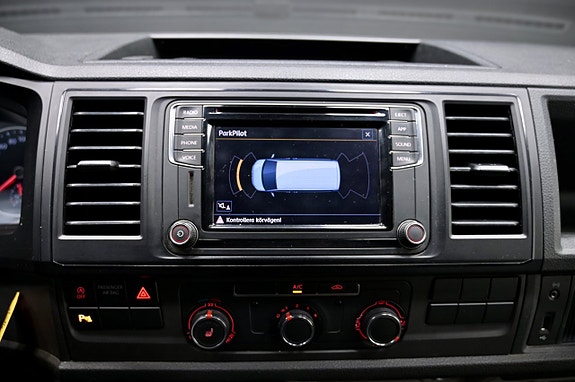 Volkswagen Transporter 13 of 15