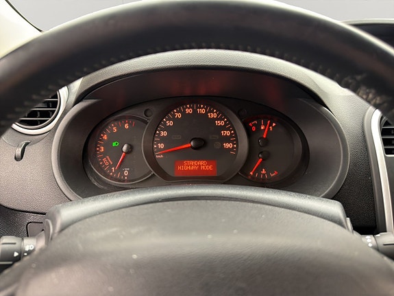 Nissan NV250 18 of 30