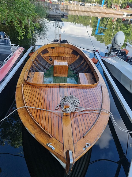 Träsnipa med renoverad motor 4 of 18