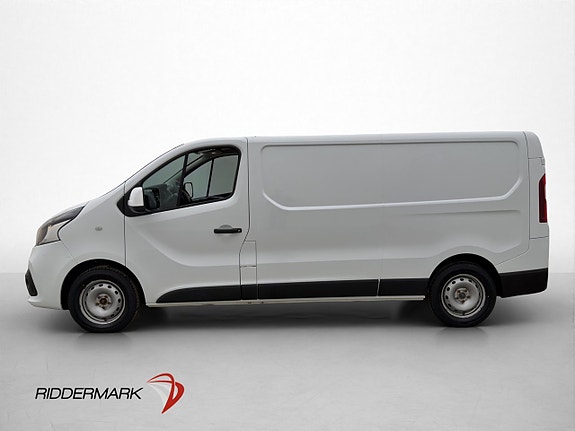 Nissan NV300 6 of 30