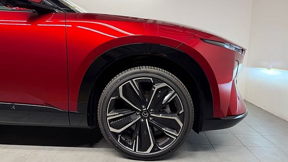 Mazda CX-6e 18 of 20