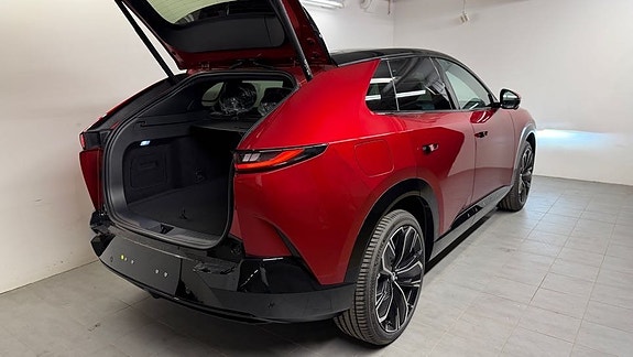 Mazda CX-6e 4 of 20