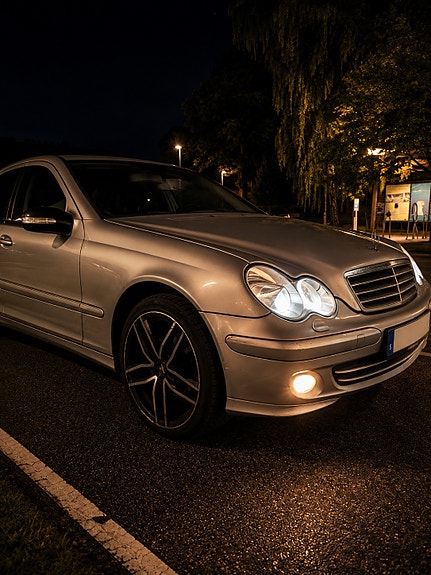 Mercedes-Benz C180 10 of 10