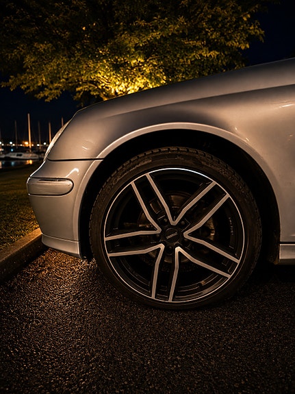 Mercedes-Benz C180 4 of 10