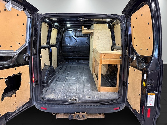 Ford Transit Custom 6 of 12