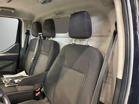 Ford Transit Custom 12 of 12