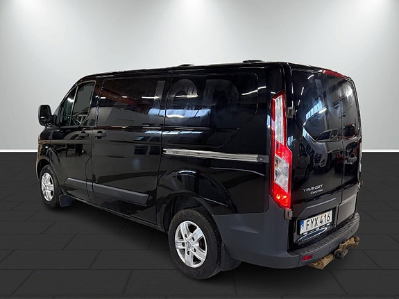 Ford Transit Custom 7 of 12