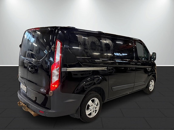 Ford Transit Custom 5 of 12