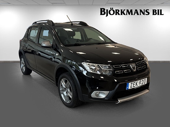 Dacia Sandero 3 of 15