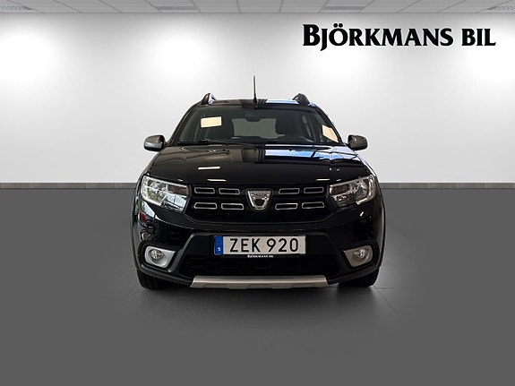 Dacia Sandero 2 of 15