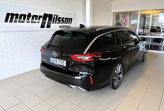 Opel Insignia 3 of 24