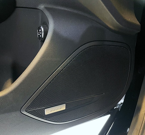 Opel Insignia 17 of 24