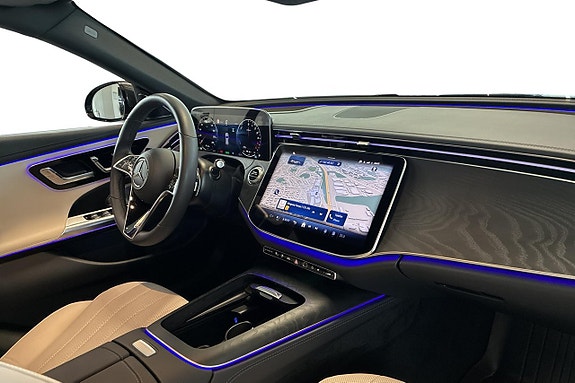 Mercedes-Benz E300 de 11 of 29