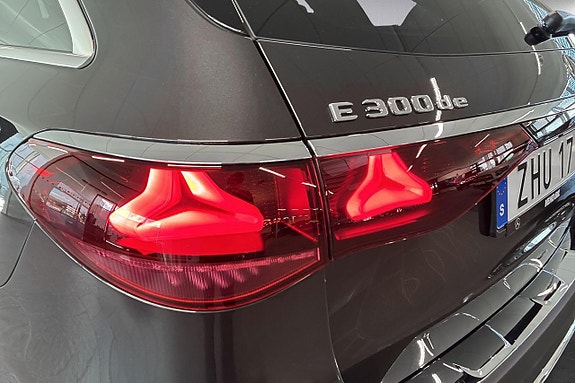 Mercedes-Benz E300 de 29 of 29