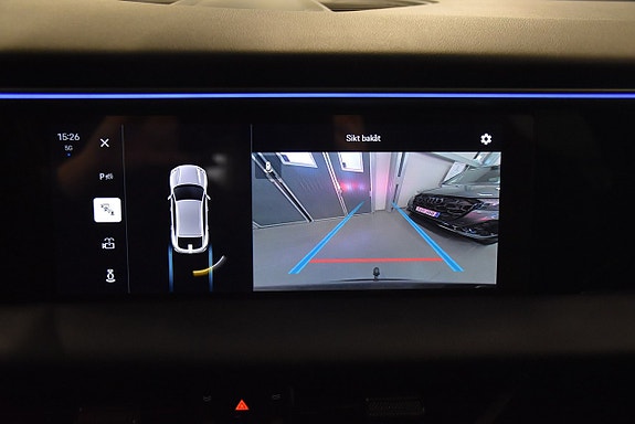 Porsche Macan 4 28 of 30