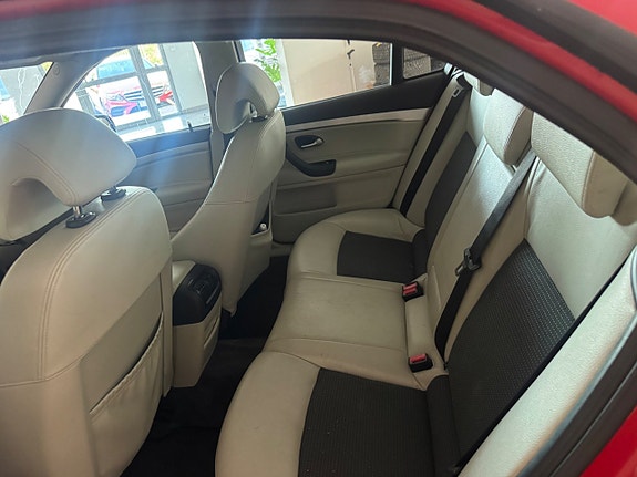 Saab 9-3 6 of 6