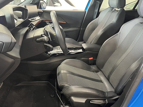 Peugeot 2008 6 of 16