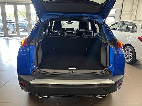 Peugeot 2008 5 of 16