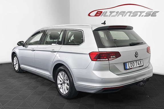 Volkswagen Passat 3 of 14