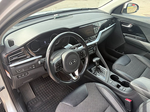 Kia Niro 8 of 19