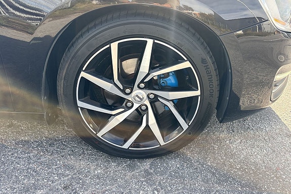 Volvo V60 8 of 20