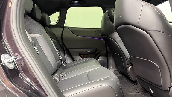 Mazda CX-6e 5 of 15