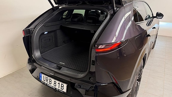Mazda CX-6e 3 of 15
