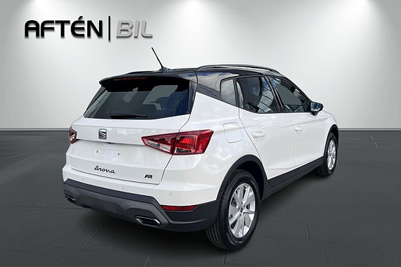 Seat Arona 10 of 25